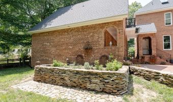 9307 Oak Trl, Ashland, VA 23005