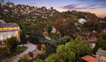 28451 Sandhurst Way, Escondido, CA 92026