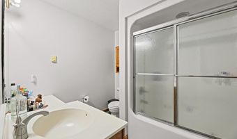 13166 Meadow St NE, Alliance, OH 44601