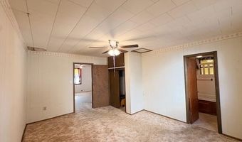 413 N 5th St, Arkansas City, KS 67005