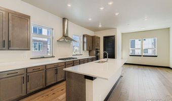 1768 Peak Loop, Broomfield, CO 80023