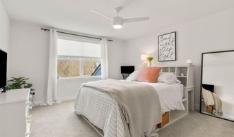 3078 N Spurway Dr, Ann Arbor, MI 48105