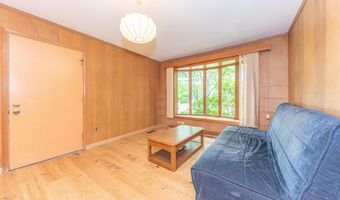 1877 Arlington Blvd, Ann Arbor, MI 48104