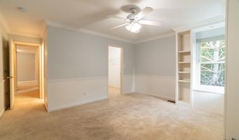 570 Castle Ridge Dr, Ballwin, MO 63021