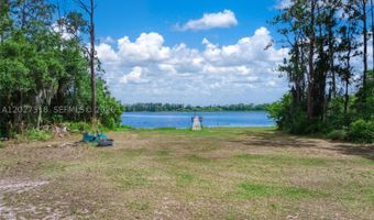 3144 Holiday Beach Dr, Avon Park, FL 33825