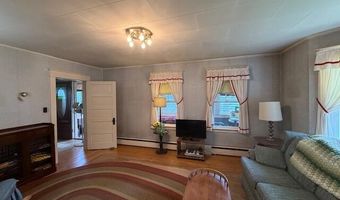 10 Palm St, Baileyville, ME 04694