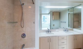 88 Piikoi St 1311, Honolulu, HI 96814
