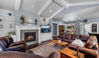 61525 Meeks Trl, Bend, OR 97702