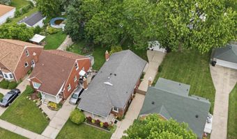 7829 Buckingham Ave, Allen Park, MI 48101