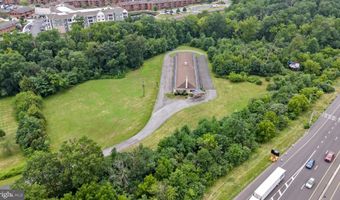 1058 HAUSMAN Rd, Allentown, PA 18104