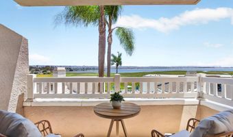 3991 Crown Point Dr 112, San Diego, CA 92109
