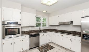 8401 BEECH TREE Rd, Bethesda, MD 20817