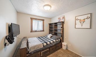 352 E 300 N, Blackfoot, ID 83221