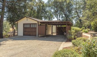 525 Keyes Ave, Angwin, CA 94508