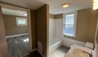 511 W 22nd St, Anderson, IN 46016