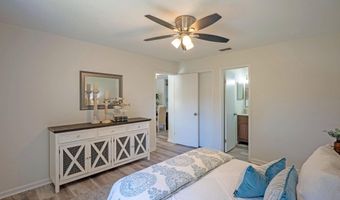 1145 STOCKS St, Atlantic Beach, FL 32233