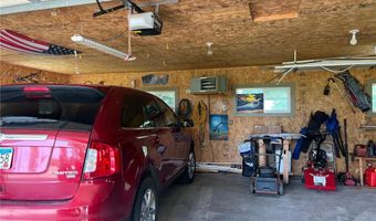 919 Genes Rd SE, Alexandria, MN 56308