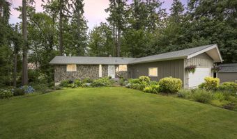 13063 BROOKSIDE Dr, Aurora, OR 97002