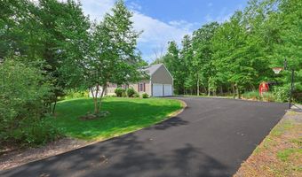 5 County St, Berkley, MA 02779