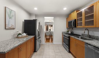 909 S STREEPER St, Baltimore, MD 21224