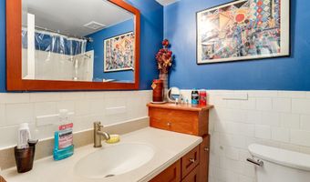 12203 ACADEMY Way 13, Rockville, MD 20852