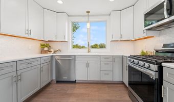N3306 COUNTY ROAD EE, Appleton, WI 54913