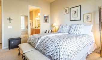 19442 Royal Oaks Rd, Apple Valley, CA 92308