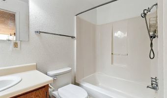 3501 JUAN TABO Blvd NE J4, Albuquerque, NM 87111