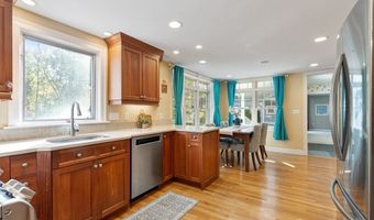 24 Conant St, Acton, MA 01720