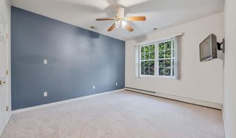 66 Sarah Ct, Amityville, NY 11701