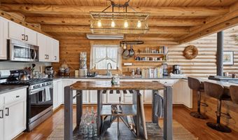 8484 N Rollin Hwy, Addison, MI 49220