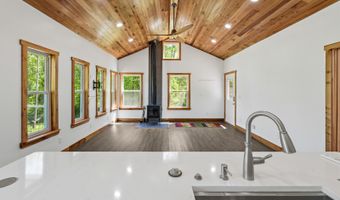 6559 Poston Rd, Athens, OH 45701