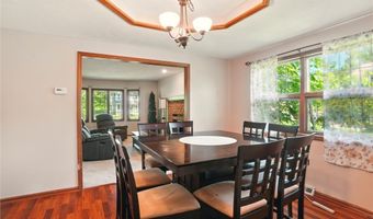 2120 Deerfield Dr, Ashtabula, OH 44004