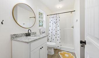 160 Leadwood St, Andrews, SC 29510