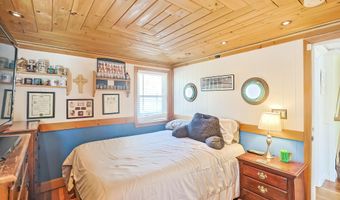 9 Marilyn Rd, Bourne, MA 02532