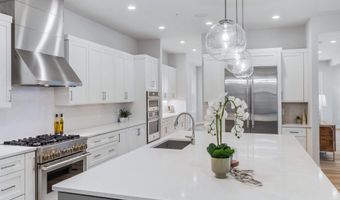 6908 GREYSWOOD Rd, Bethesda, MD 20817