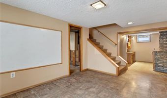 718 Jackson St, Anoka, MN 55303