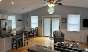110 Winsor Ave, North Kingstown, RI 02852