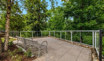 20405 SAVIN HILL Dr, Ashburn, VA 20147