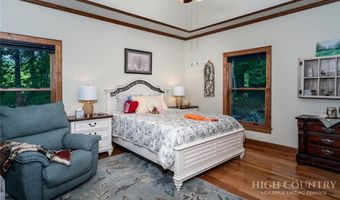 171 Camp Davis Rd, Banner Elk, NC 28604