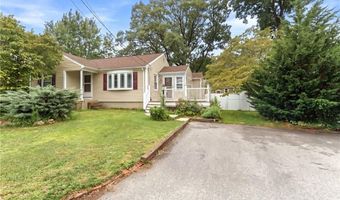 216 Hyde St, Cranston, RI 02920