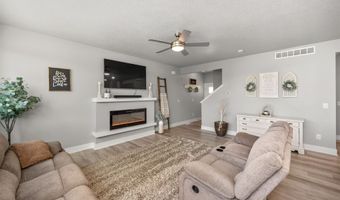 2226 Chan Dr, Adel, IA 50003