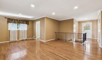 7714 ARLEN St, Annandale, VA 22003