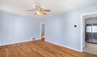 2536 Albrecht Ave, Akron, OH 44312