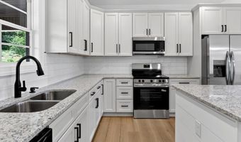 233 Cedar Ln, Allons, TN 38541