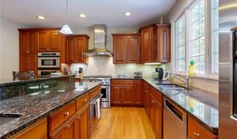 20 McPartland Way, East Greenwich, RI 02818