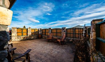201 Flatiron Dr, Buffalo, WY 82834