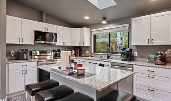 736 Cheery Dr, Belgrade, MT 59714