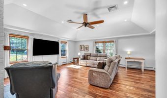 773 Devonwood Dr, Cheshire, CT 06410