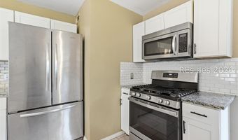 195 Bay Pines Rd, Beaufort, SC 29906